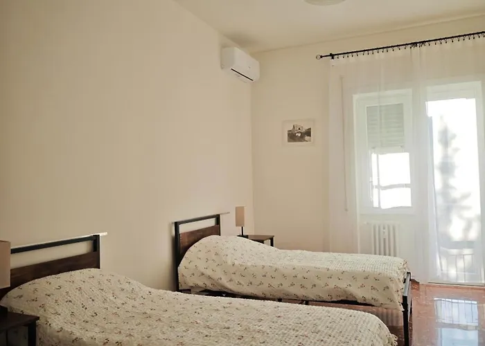 Apartment Cozy With Tax Included *